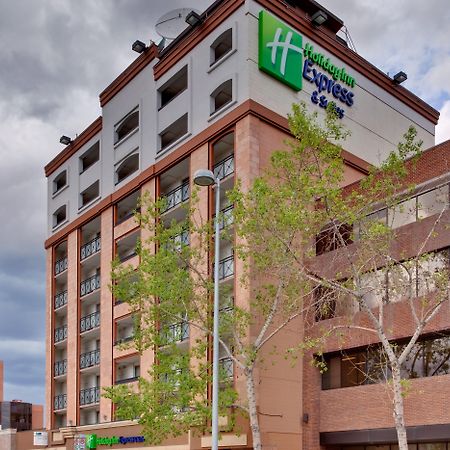 Holiday Inn Express And Suites Calgary By Ihg Extérieur photo