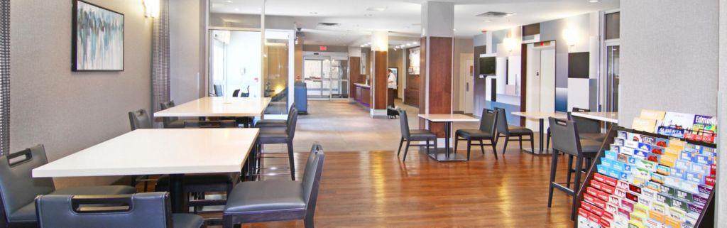 Holiday Inn Express And Suites Calgary By Ihg Extérieur photo