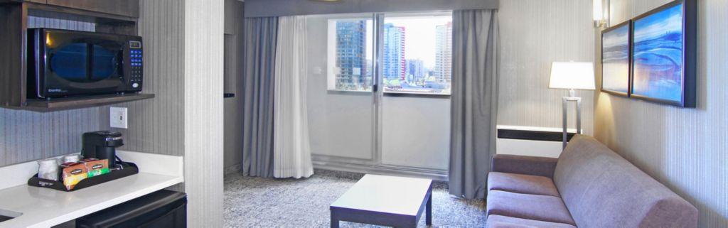 Holiday Inn Express And Suites Calgary By Ihg Extérieur photo