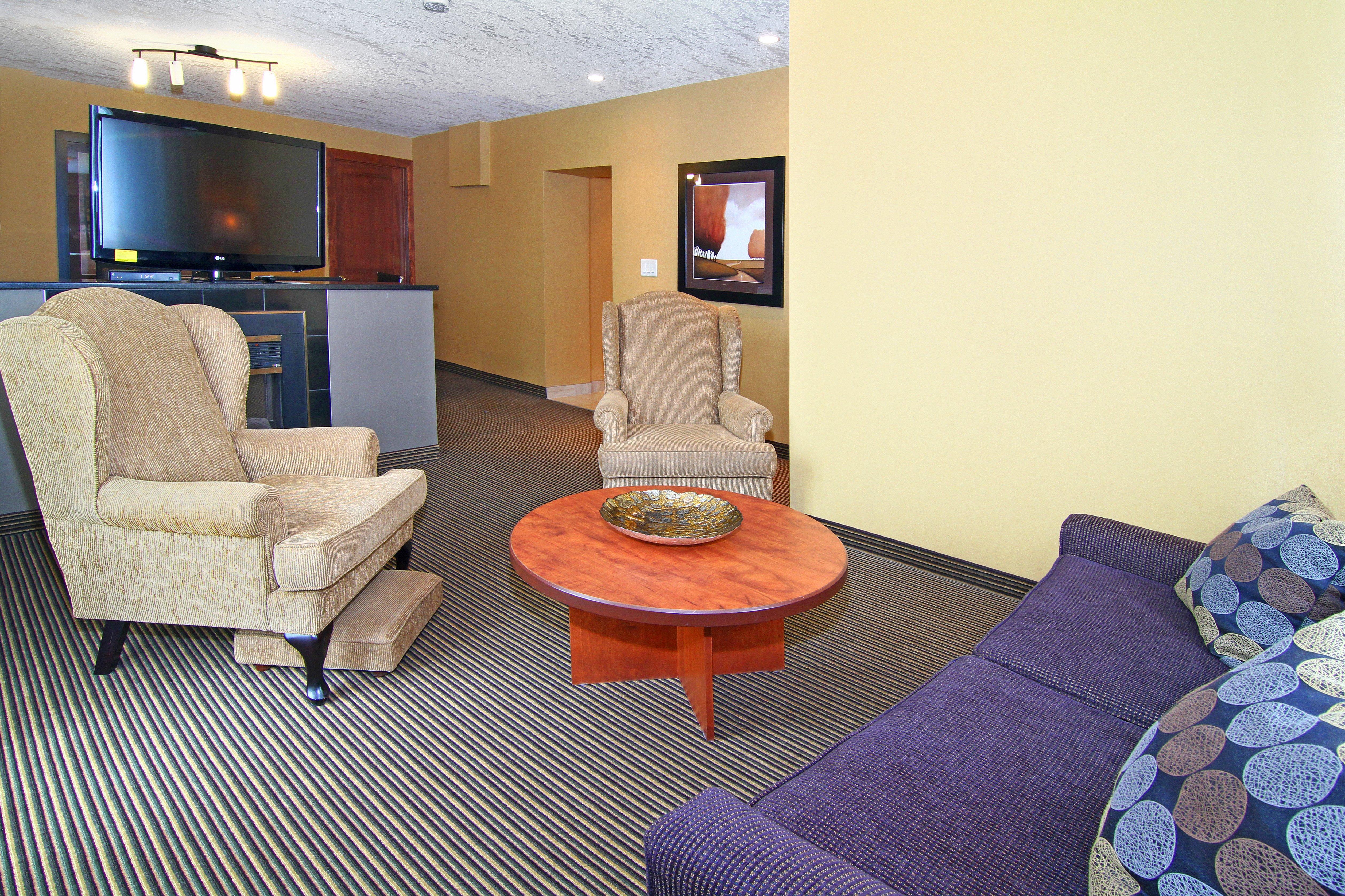 Holiday Inn Express And Suites Calgary By Ihg Extérieur photo