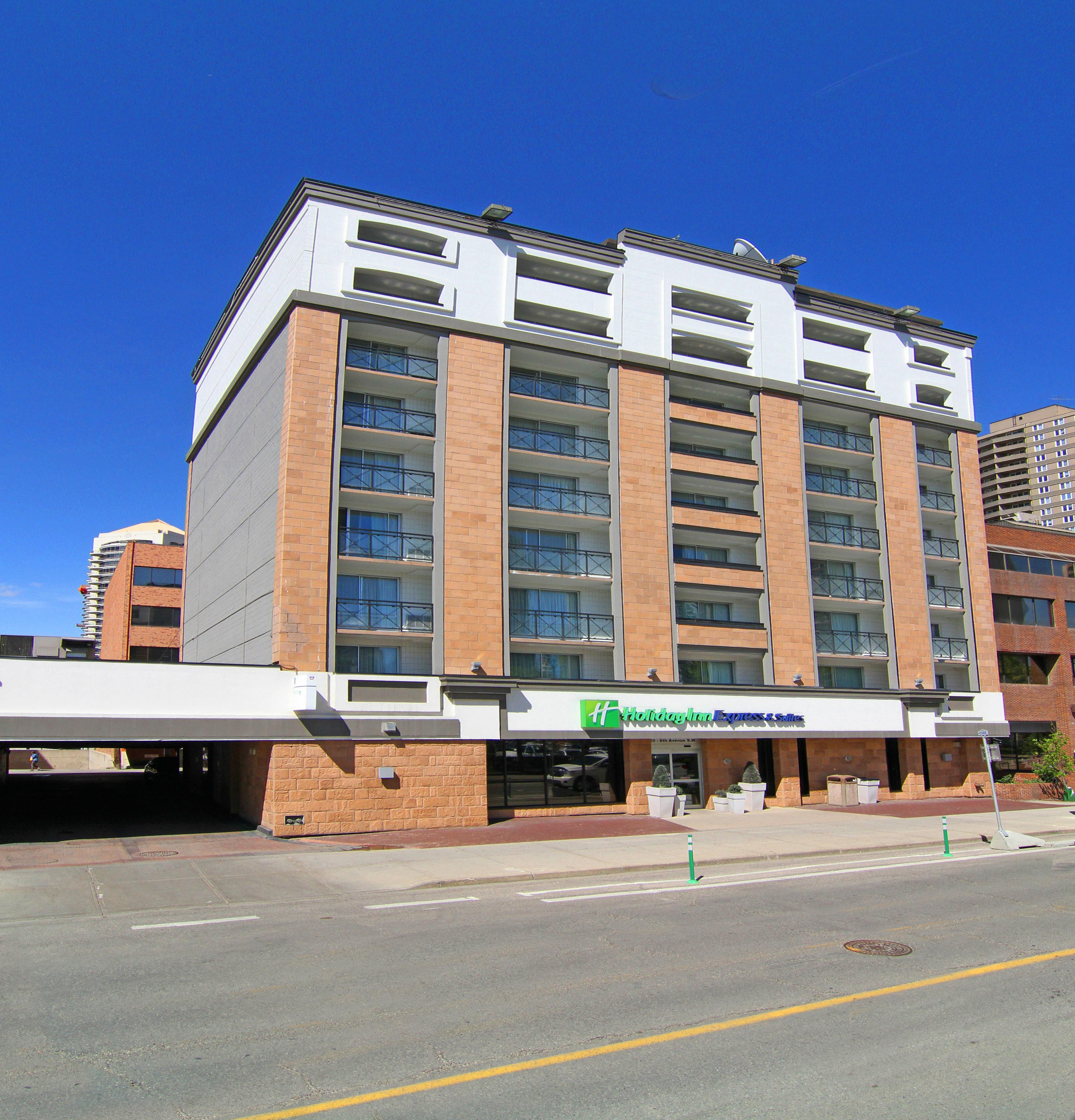 Holiday Inn Express And Suites Calgary By Ihg Extérieur photo