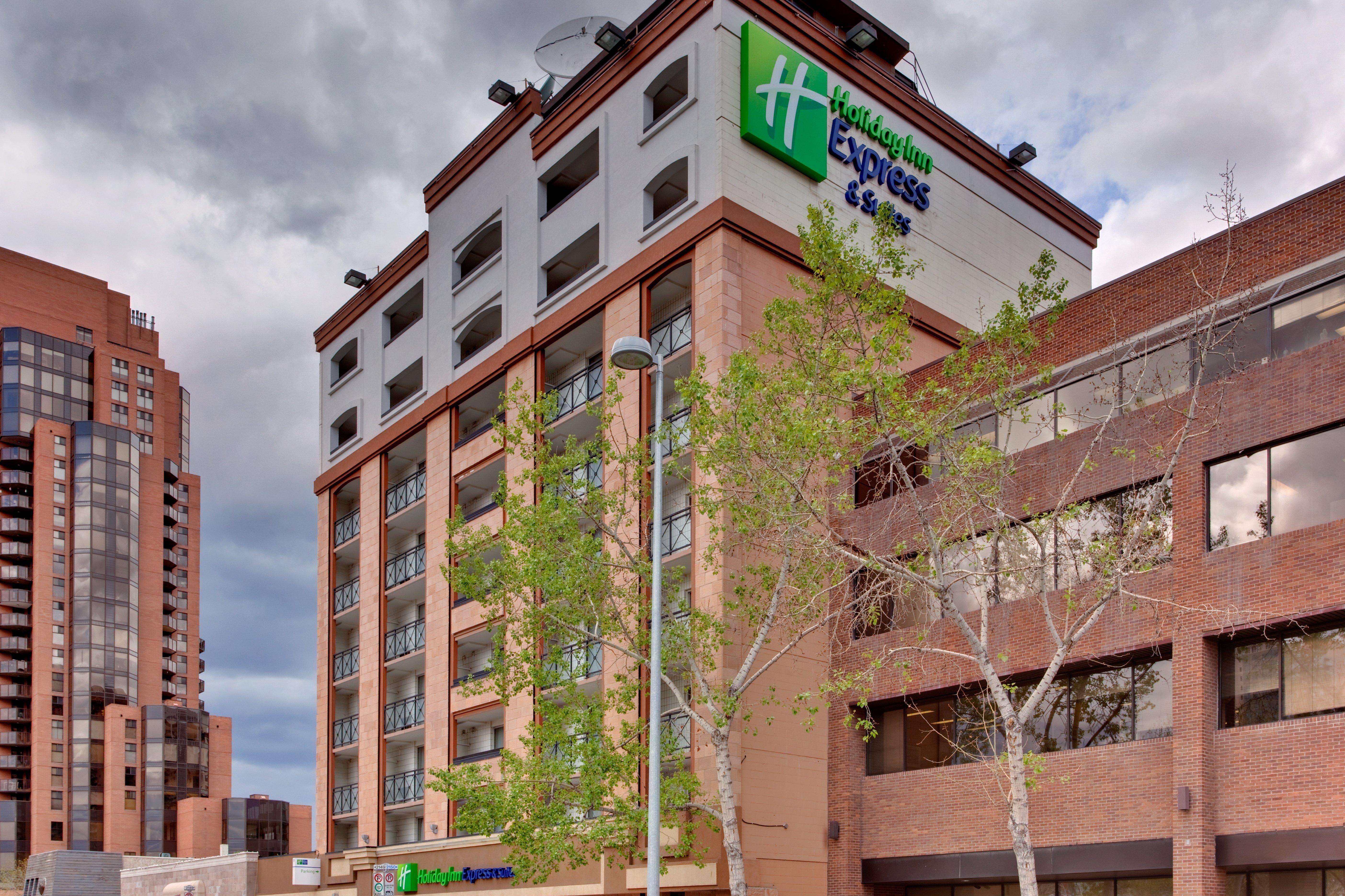 Holiday Inn Express And Suites Calgary By Ihg Extérieur photo