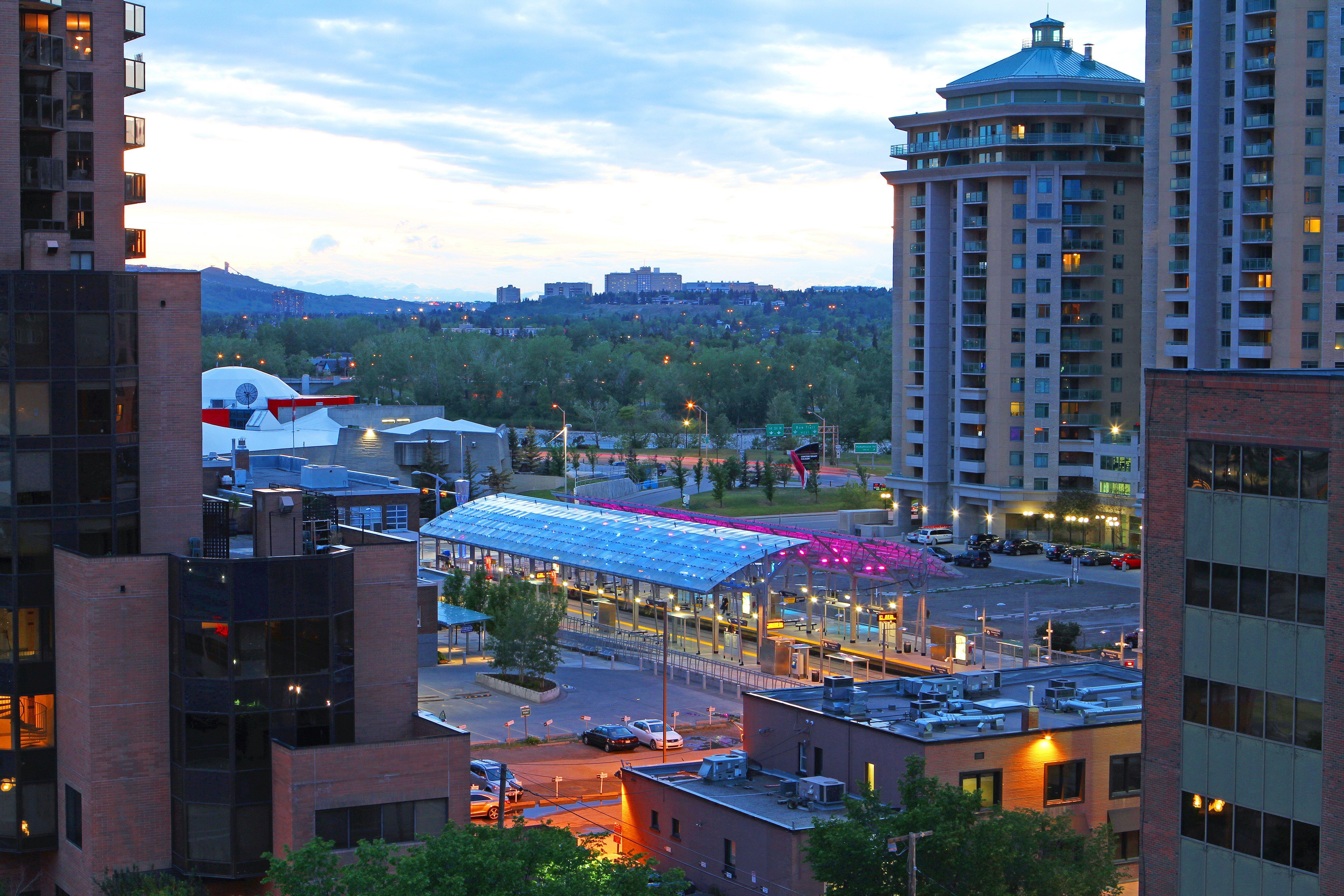 Holiday Inn Express And Suites Calgary By Ihg Extérieur photo