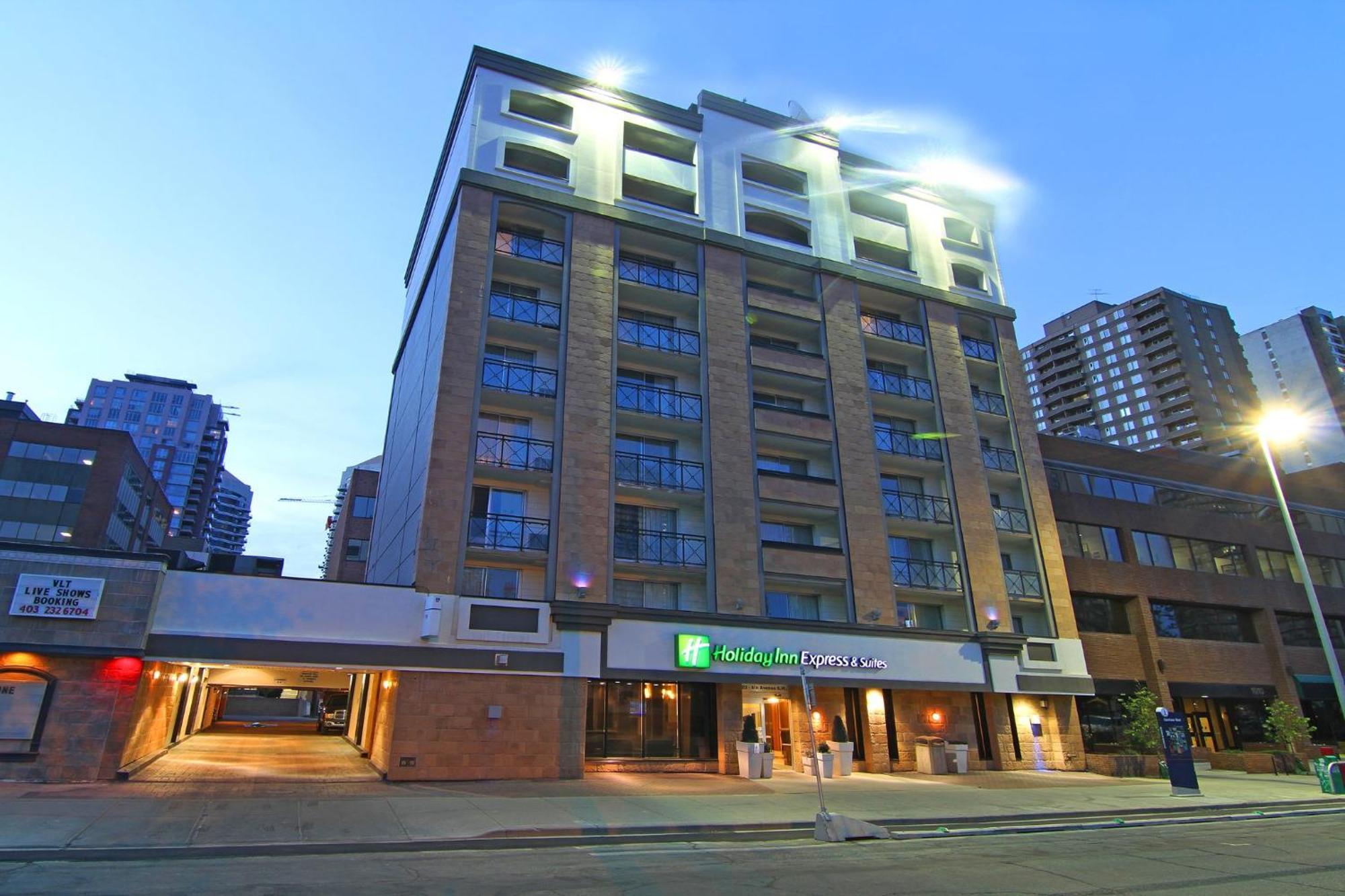 Holiday Inn Express And Suites Calgary By Ihg Extérieur photo